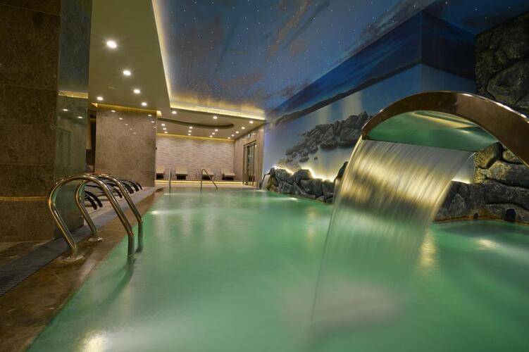 Marigold Thermal Hotel