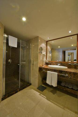 Marigold Thermal Hotel