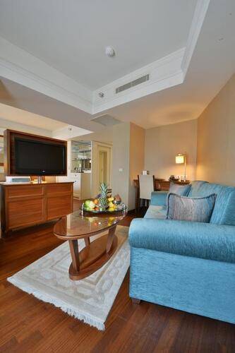 Marigold Thermal Hotel