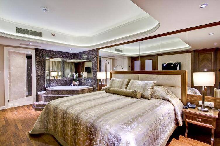 Marigold Thermal Hotel