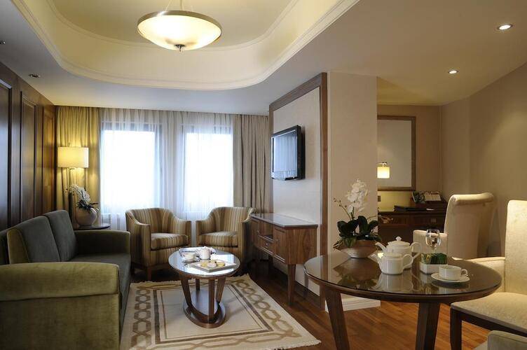 Marigold Thermal Hotel