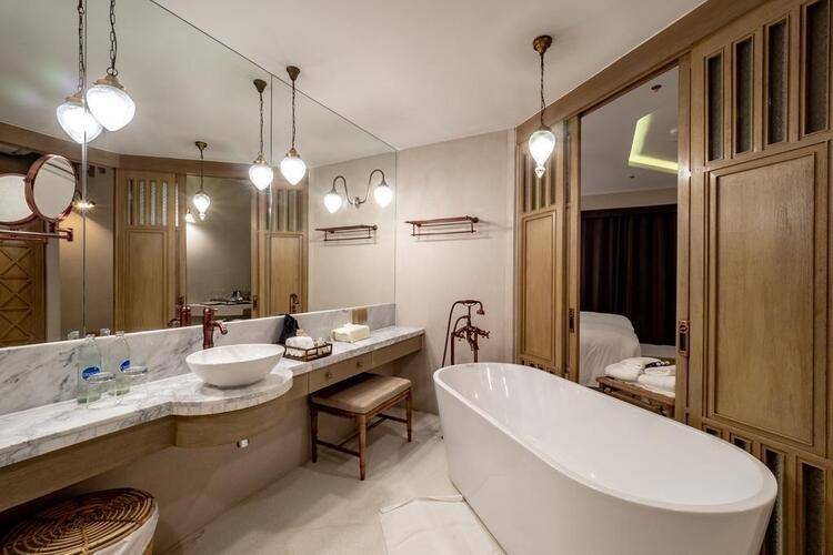 Devasom Khao Lak Beach Resort & Villas