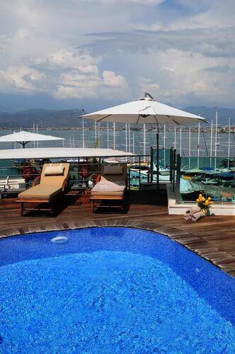 Alesta Yacht