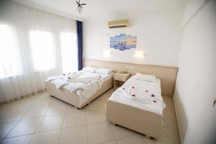 Gokcen Hotel & Apartments