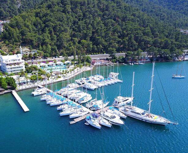 Yacht Classic Hotel