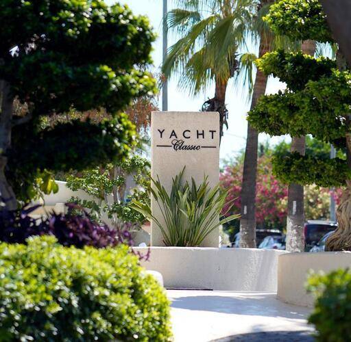 Yacht Classic Hotel