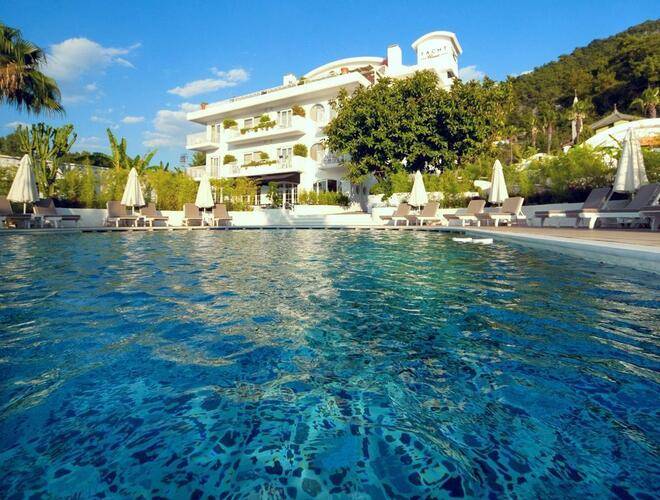 Yacht Classic Hotel