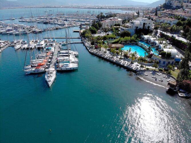 Yacht Classic Hotel