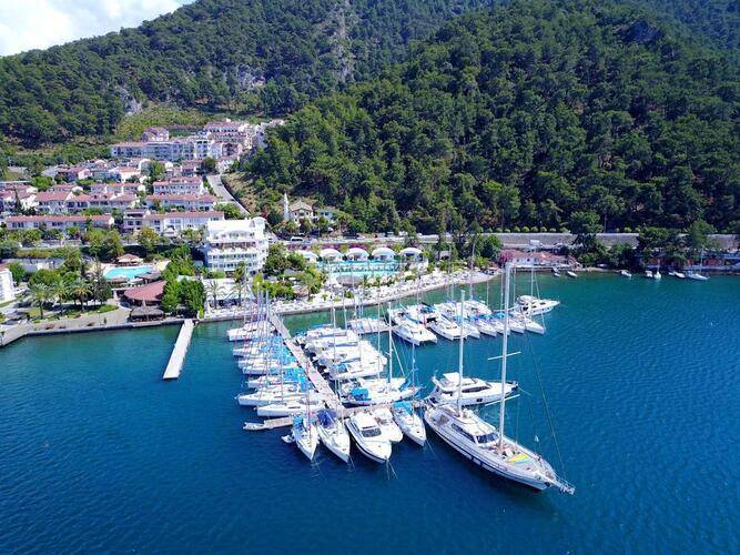 Yacht Classic Hotel