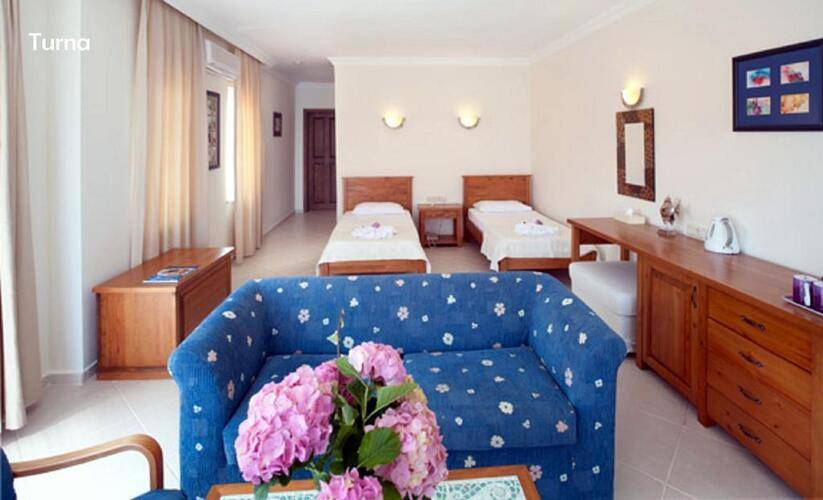 Ece Hotel Sovalye Island