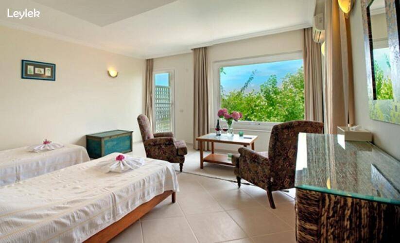 Ece Hotel Sovalye Island