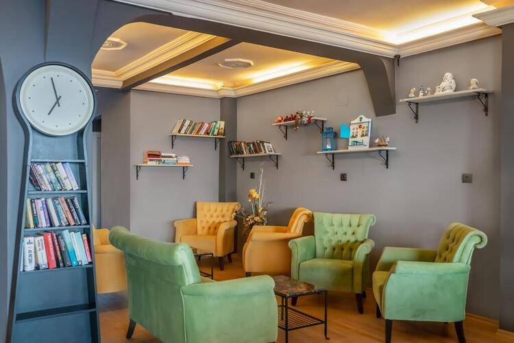 Yasemin Hotel