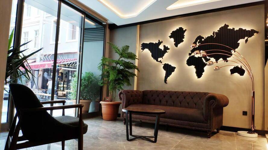 Triada Karakoy Hotel Boutique