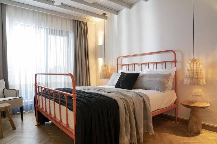 Yacht Boheme Hotel (Adults Only 14+)