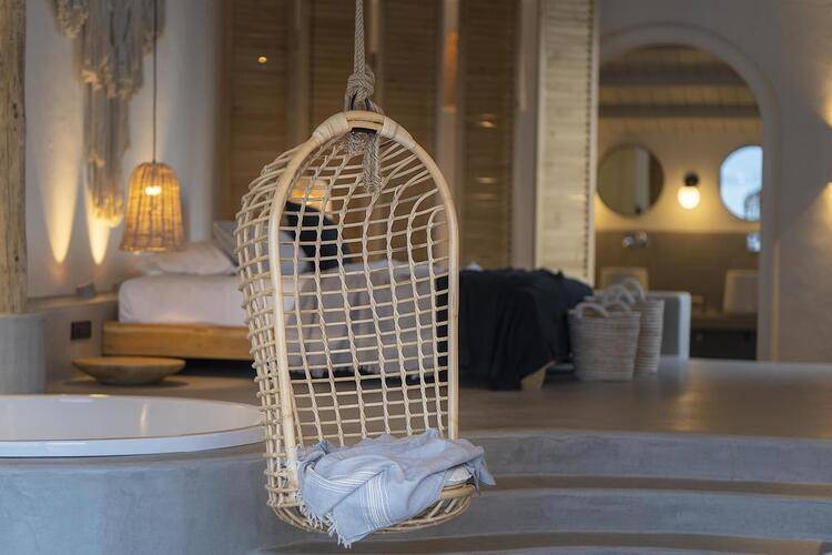 Yacht Boheme Hotel (Adults Only 14+)