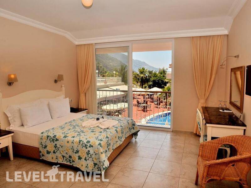 Фотография The Blue Lagoon Deluxe Hotel
