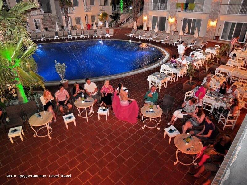 Фотография The Blue Lagoon Deluxe Hotel