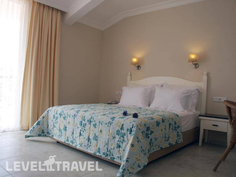 Фотография The Blue Lagoon Deluxe Hotel