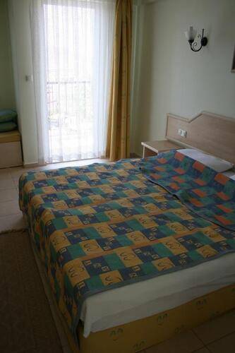 Ant Apart Hotel