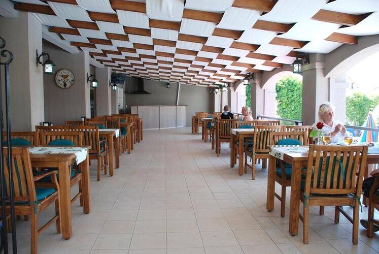 Ant Apart Hotel