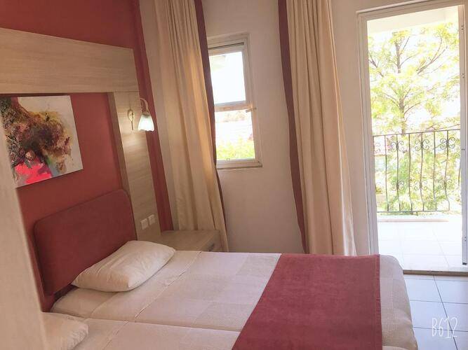 Ant Apart Hotel