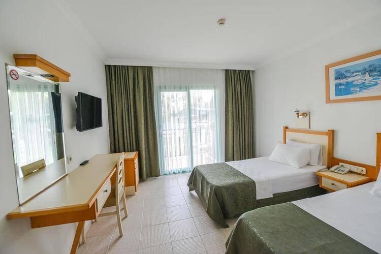 Rebin Beach Hotel