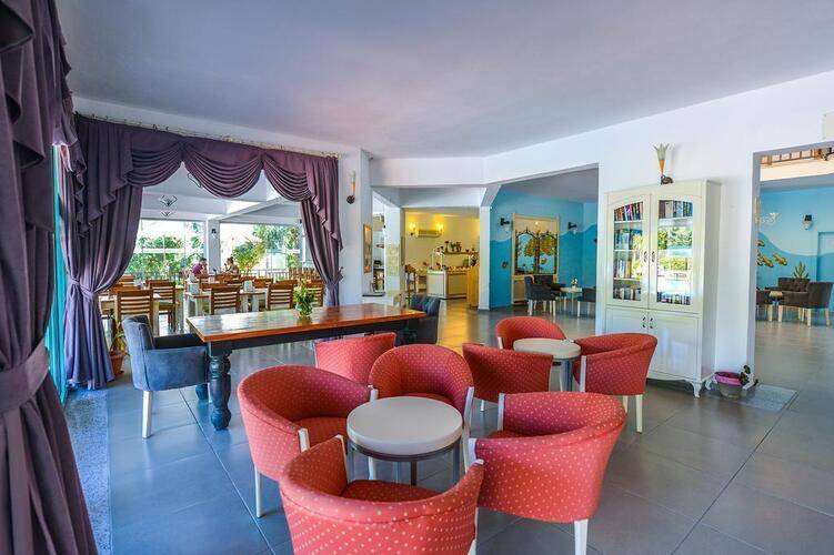Rebin Beach Hotel