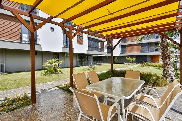 Mene Suites