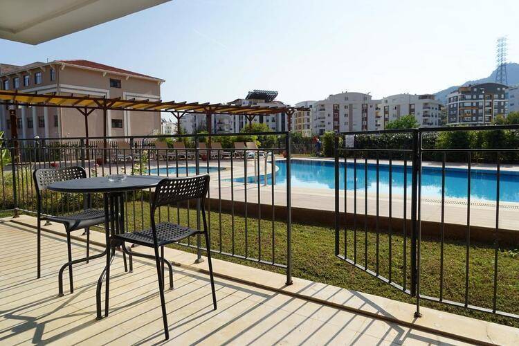 Mene Suites