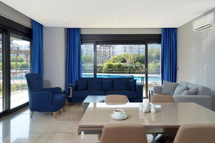 Mene Suites