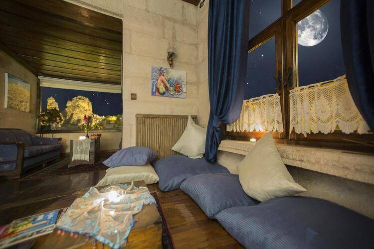 Karlik Evi Boutique