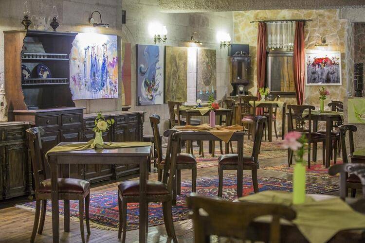 Karlik Evi Boutique