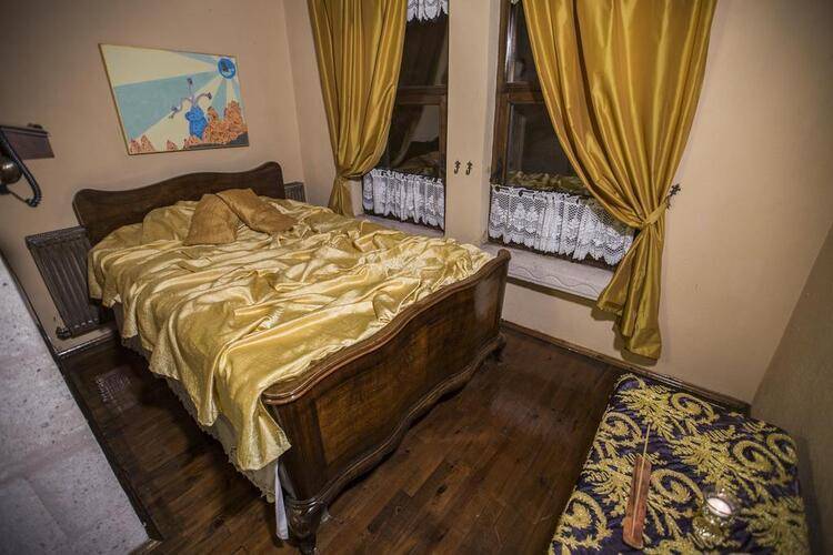 Karlik Evi Boutique