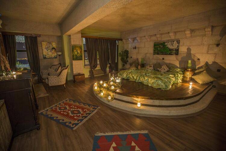 Karlik Evi Boutique