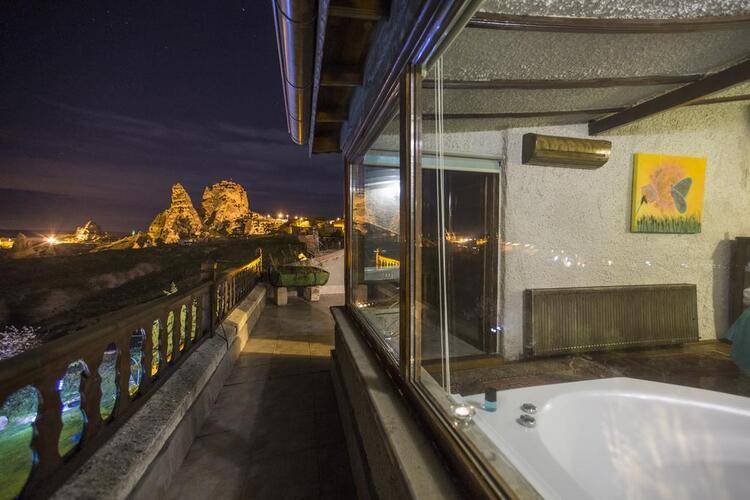 Karlik Evi Boutique