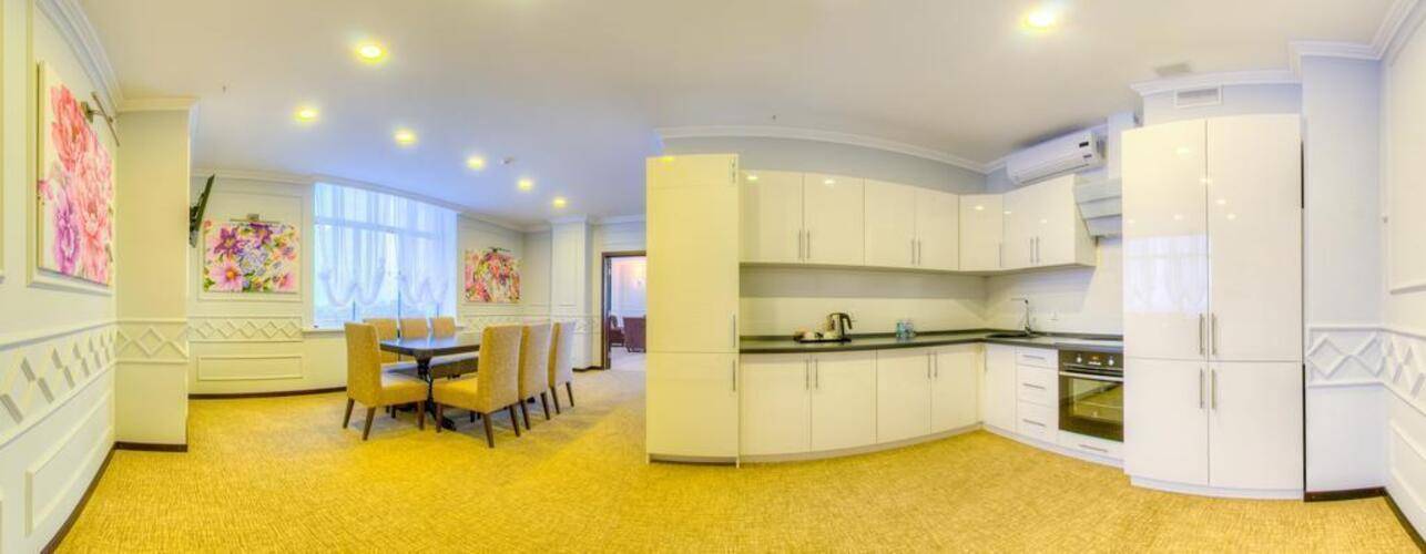 Reston Hotel &Spa