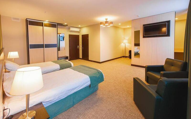 Reston Hotel &Spa
