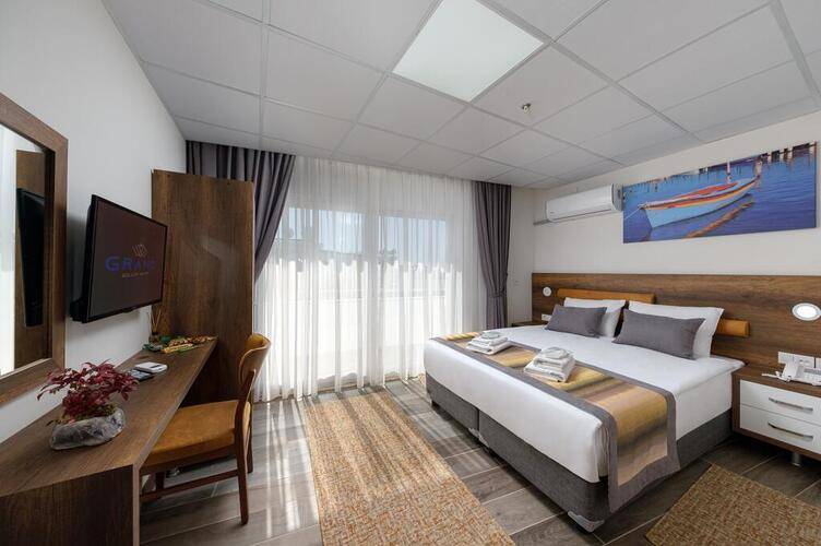Grand Gulluk Hotel