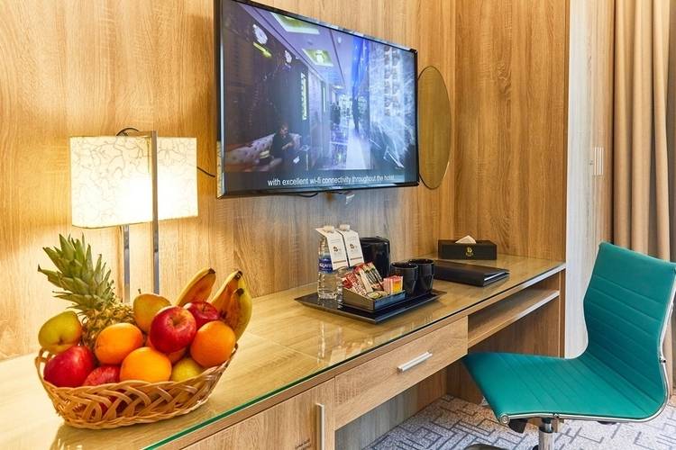 Rose Plaza Hotel
