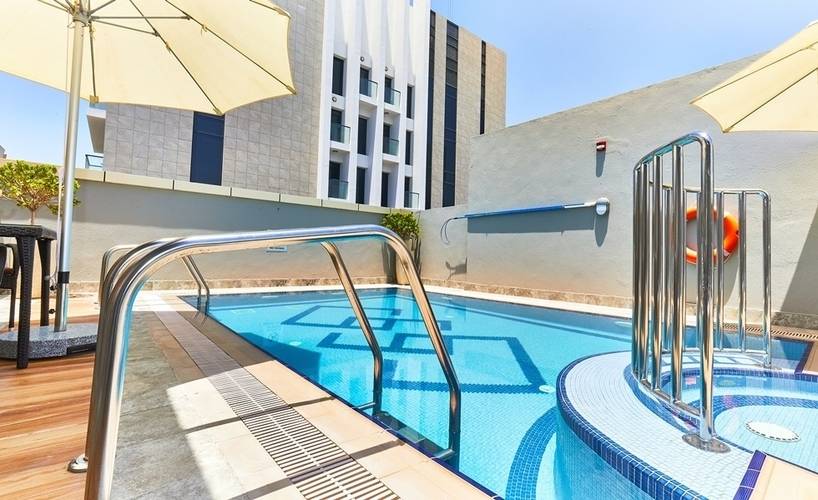 Rose Plaza Hotel