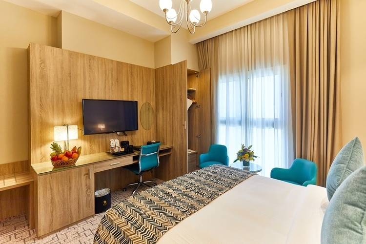 Rose Plaza Hotel