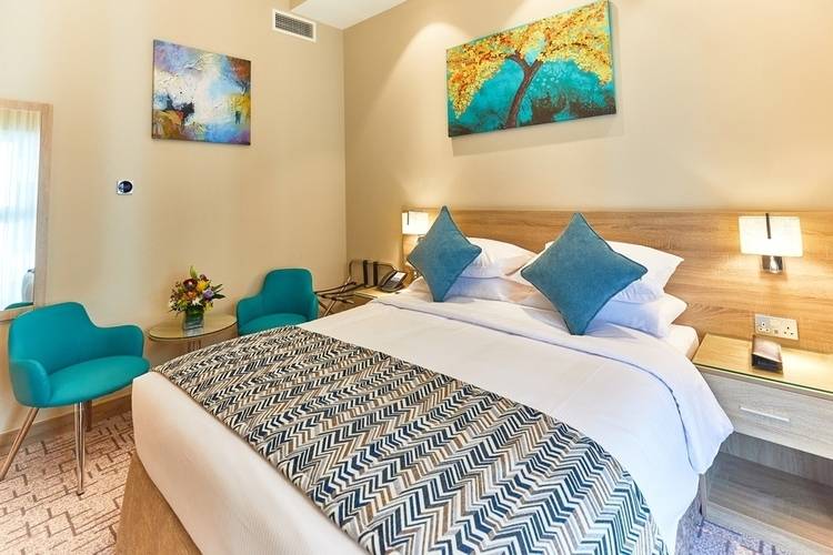 Rose Plaza Hotel