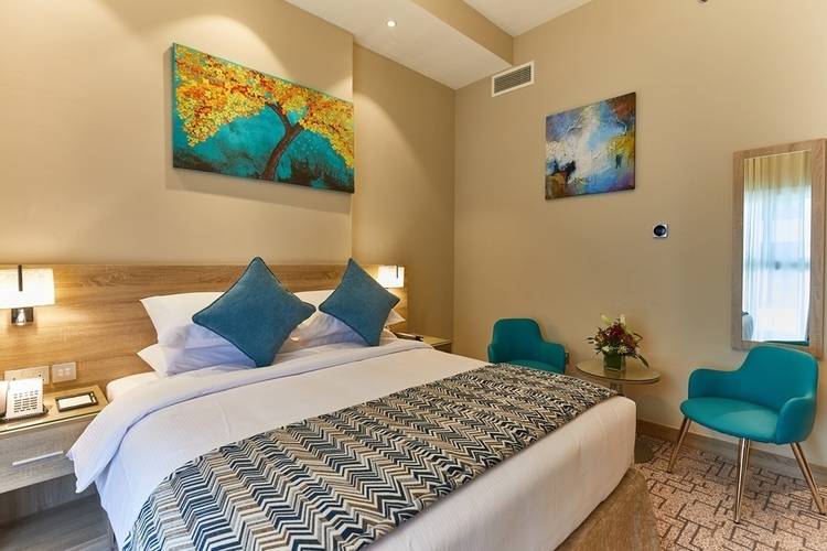 Rose Plaza Hotel