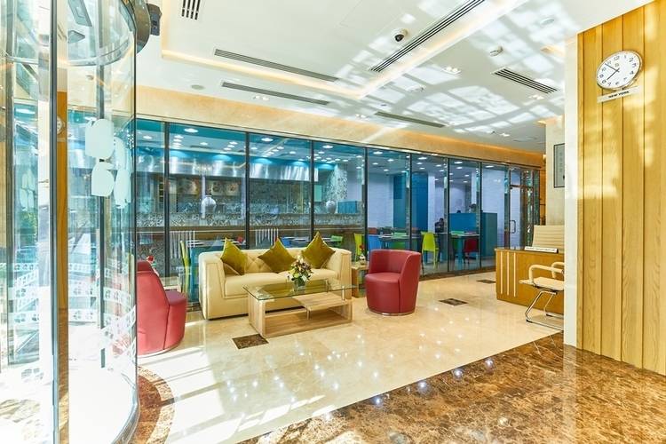 Rose Plaza Hotel