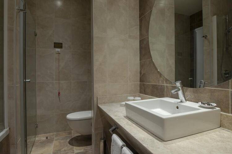 Kaya Izmir Termal Hotel