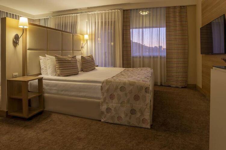 Kaya Izmir Termal Hotel