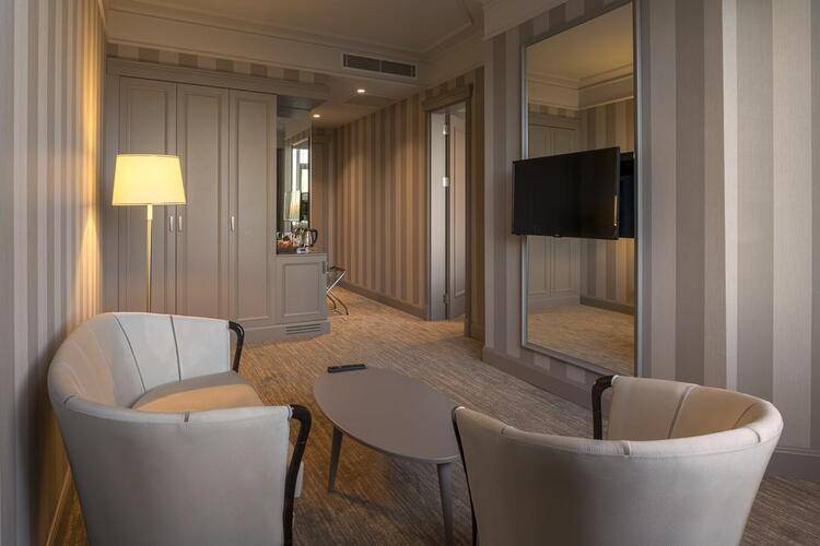 Kaya Izmir Termal Hotel