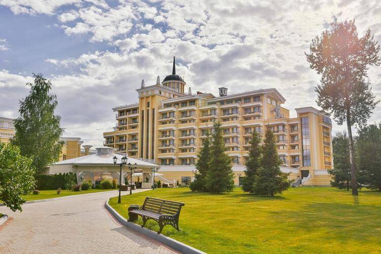 Mistral Hotel & Spa (Мистраль)