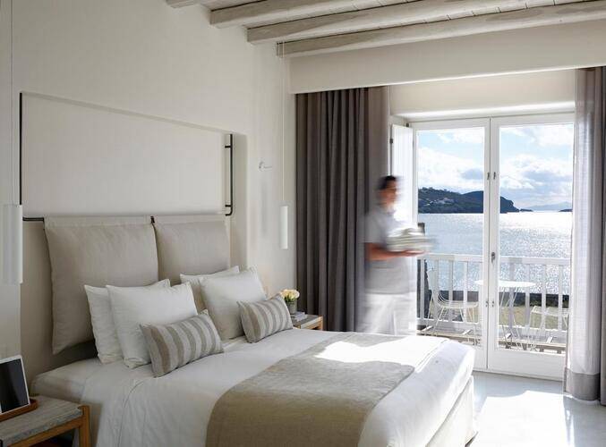 Bill & Coo Coast Suites