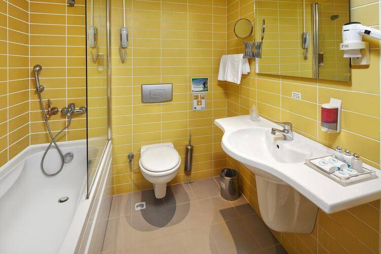 Pam Thermal Hotel